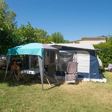 キャンプ場 La Combe バルジャック