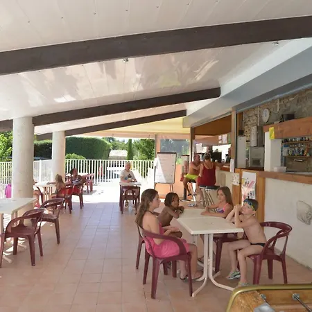 La Combe キャンプ場 *