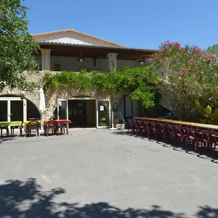 Kamp alanı La Combe Barjac (Gard)