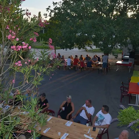 Campingplads La Combe
