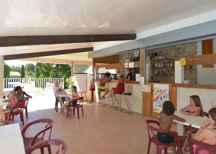 Camping La Combe Barjac (Gard)